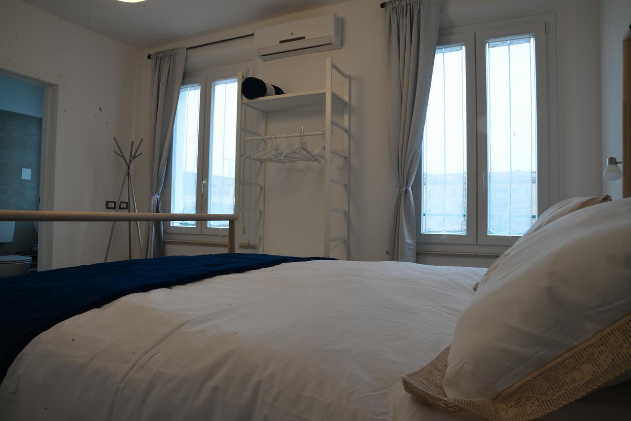 Le Stanze Di Lavi Hotell Ferrara Exteriör bild